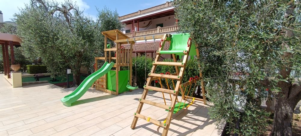 Giochi in piscina